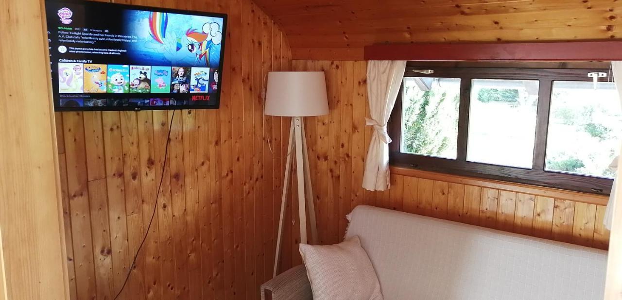 סמולג'אנאק Wooden House Nela Near Plitvice Lakes מראה חיצוני תמונה