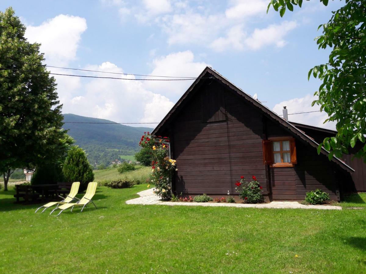 סמולג'אנאק Wooden House Nela Near Plitvice Lakes מראה חיצוני תמונה